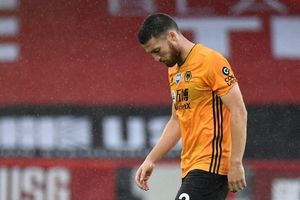 Wolves chia tay 10 cầu thủ sau cú sốc xuống hạng