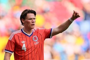 McTominay đi vào lịch sử bóng đá Scotland