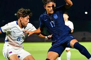 U19 Campuchia thắng '3 sao', tiễn Philippines về nước