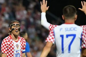 Modric và Pasalic tỏa sáng giúp Croatia hạ gục Slovenia ở phút bù giờ cuối cùng