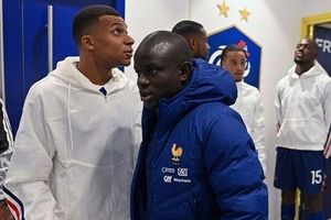 Thực hư chuyện Kanté và Mbappé 'bằng mặt không bằng lòng'?