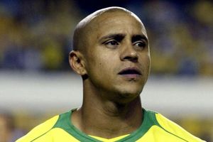 Huyền thoại Carlos muốn Brazil có ngôi sao Argentina