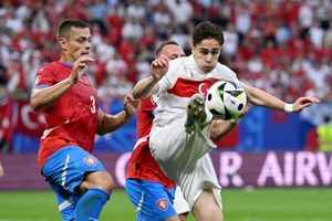 Arsenal vỡ mộng mua sao Serie A
