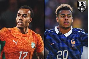 World Cup 2026: Tình thân và màu cờ sắc áo