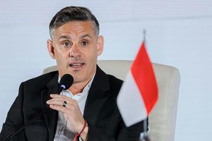 HLV Kim Sang-sik do thám đội Indonesia, đối thủ nói gì?