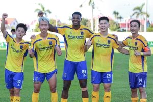 Đội bóng của ông Park Hang-seo đoạt vé dự V-League mùa tới