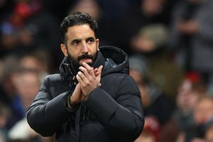 AC Milan trao cơ hội làm lại cho Amorim