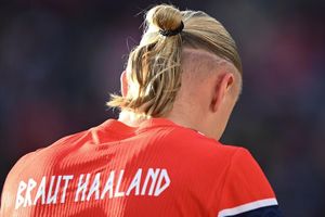 Haaland đổi tên trên áo đấu ở World Cup 2026