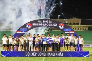 VCK Giải hạng Nhì quốc gia 2026: Trẻ Hà Nội và Huế đồng hạng Nhất, giành quyền thăng hạng