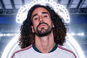 Vừa đến Madrid, HLV Mourinho đã 'rút ruột' đội bóng cũ Chelsea