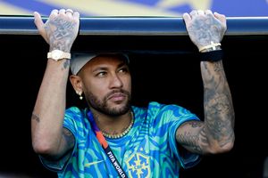 Ngày buồn của Neymar