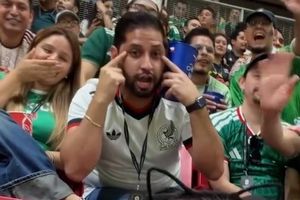 CĐV Mexico thành 'tội đồ' vì hành vi xúc phạm YouTuber Hàn Quốc