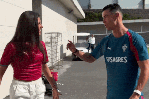 Hơn 110 triệu lượt xem Ronaldo hô 'Siuuu' ở buổi tập cho World Cup