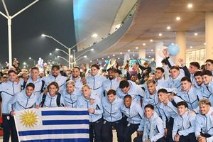 Tuyển Uruguay gặp biến cố lớn trước trận mở màn World Cup