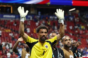 Người hùng Cape Verde lập kỷ lục World Cup
