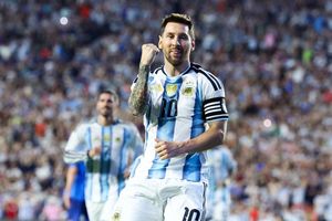 Argentina - Algeria: Nhà đương kim vô địch xuất trận
