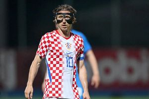 Tiền vệ Luka Modric tự tin trước trận đấu với tuyển Anh