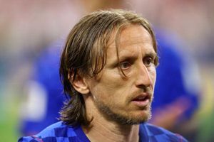Ngày Modric đánh mất quyền năng