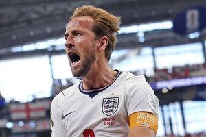 Kane cho Ronaldo 'hít khói' ở World Cup 2026