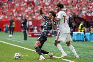 World Cup 2026 hỗn loạn vì cơn mưa thẻ đỏ