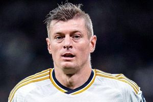 Kroos lên tiếng bảo vệ Ronaldo