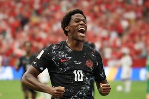 Sau Messi, chân sút Canada lập hat-trick thứ hai tại World Cup 2026