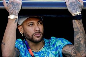 Neymar tái xuất giữa lúc Brazil thấp thỏm chờ tin Raphinha