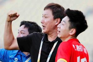 HLV Kim Sang-sik không cùng Olympic Việt Nam dự ASIAD 2026