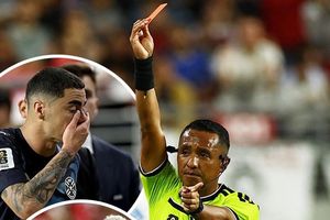 Cầu thủ Paraguay nhận thẻ đỏ lịch sử ở World Cup 2026