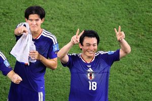 Nhật Bản thắng 4-0 và lời cảnh báo ở bảng F