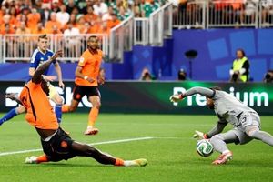 HLV Koeman lên tiếng sau trận Hà Lan thắng đậm Thụy Điển