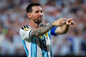 Argentina 1-0 Áo: Messi đi vào lịch sử