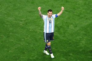 Argentina làm điều chưa từng thấy trong ngày Messi lập kỷ lục