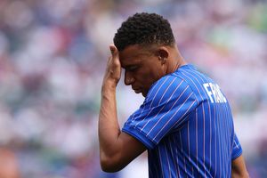 Hình ảnh thú vị của Mbappe trong chiến thắng trước Iraq