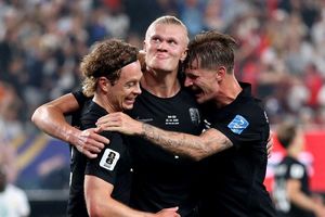 Haaland lập cú đúp, tuyển Na Uy vào vòng knock-out World Cup 2026
