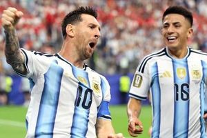 Lionel Messi khẳng định vị thế huyền thoại