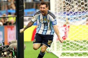 Messi lập lịch sử, Mbappe và Haaland lập tức đáp trả