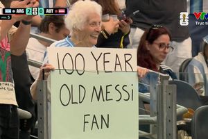 'Bà cụ gangster' 100 tuổi cổ vũ Messi gây sốt tại World Cup 2026