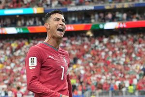 Ronaldo nói gì khi lập kỷ lục ghi bàn 6 kỳ World Cup?