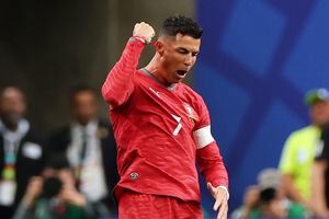 Ronaldo lập kỷ lục mà Messi cũng chưa thể chạm tới tại World Cup
