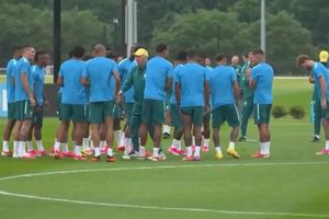 Cuộc cạnh tranh ngôi đầu bảng C giữa Brazil và Ma-rốc