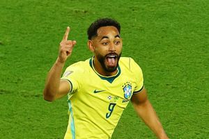 Cunha đi vào lịch sử MU ở World Cup