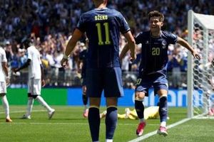 Bosnia thắng đậm Qatar, chờ vé vớt vòng 1/16