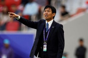 HLV Nhật Bản: Messi như siêu nhân, không thể ngăn cản