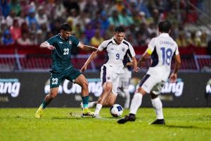 Tuyển Thái Lan đưa đội trẻ đá AFF Cup