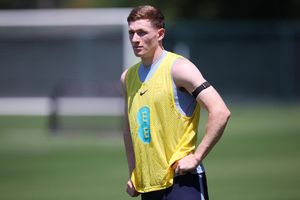 Man City chuẩn bị phá kỷ lục chuyển nhượng bóng đá Anh