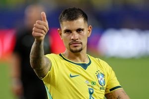 Arsenal chơi lớn vì Bruno Guimaraes