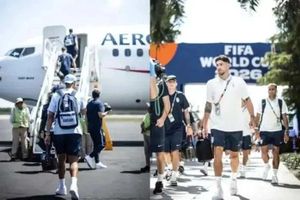 Hụt vé đi tiếp, nội bộ Uruguay 'tan tác' ngay trên đất Mexico