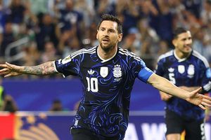 Messi đá 30 phút vẫn có siêu phẩm, Argentina toàn thắng vòng bảng World Cup 2026