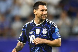 Messi phá kỷ lục gì hôm nay?